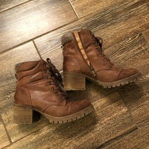 Carlos by Carlos Santana boots